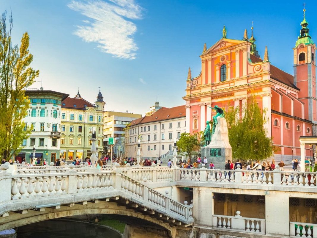 MOVIS-Private-Tours_Ljubljana-city-centre-1200x800
